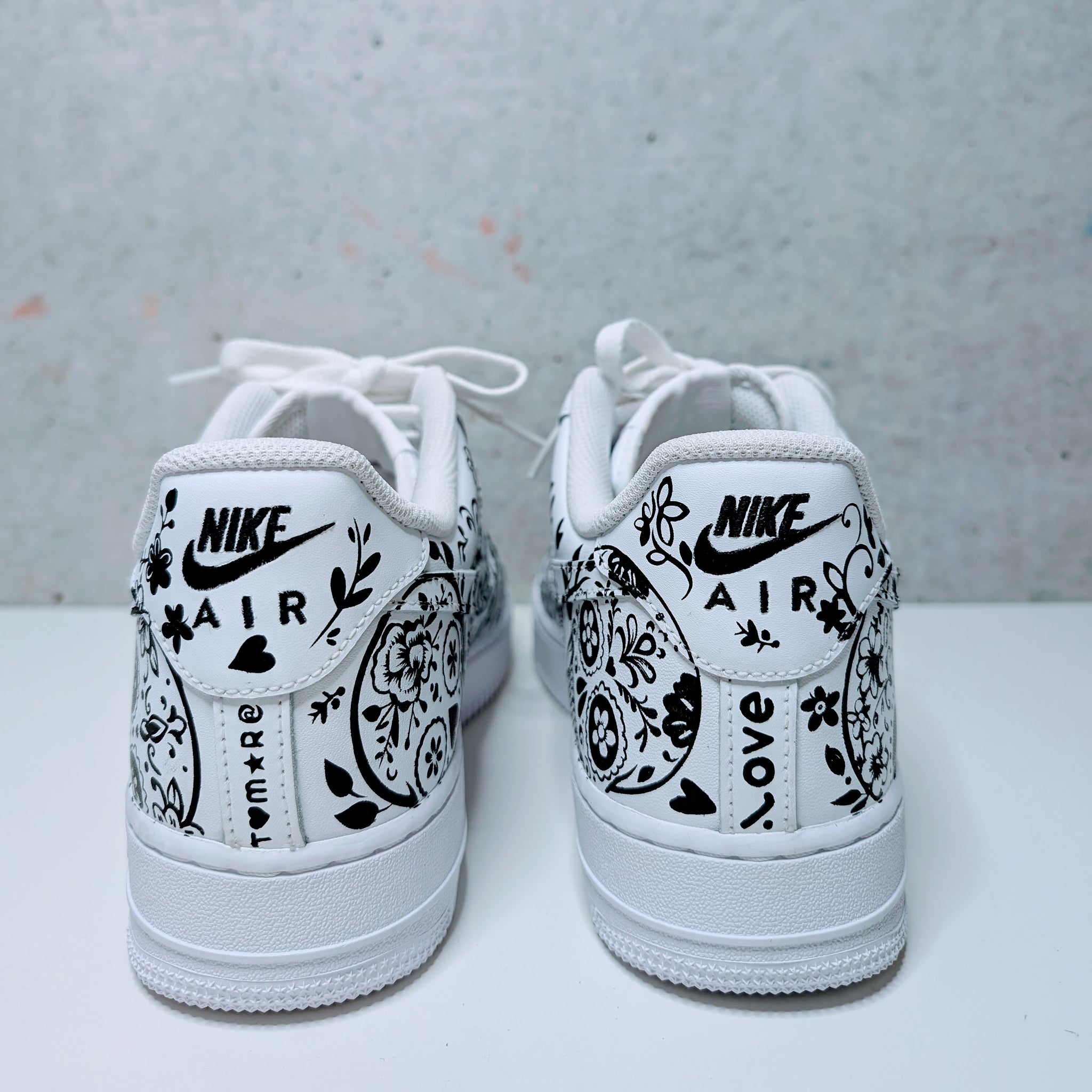 air force 1 white black scribble